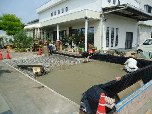 画像の名前を入力